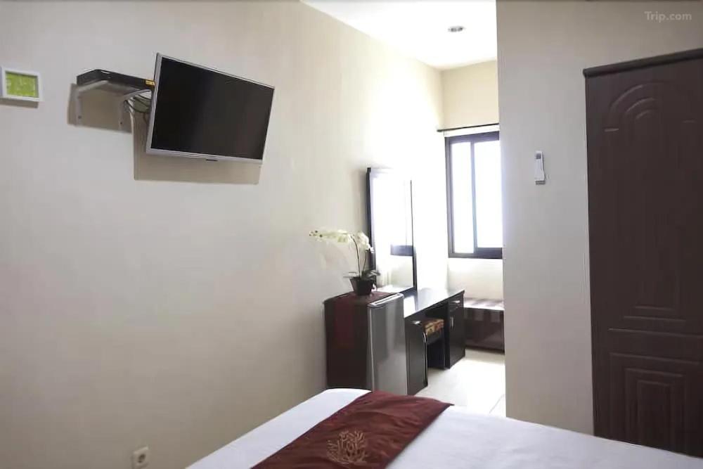 קוטה לומבוק Tuban Torres Accommodation מראה חיצוני תמונה