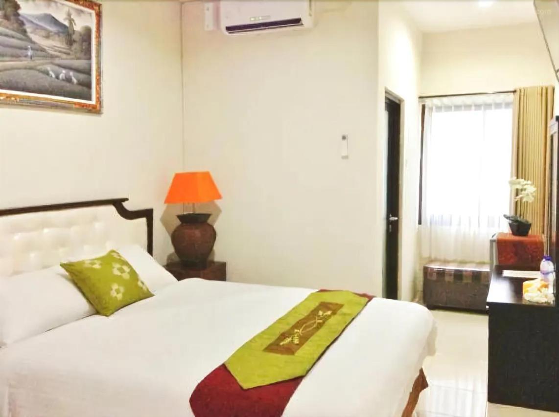 קוטה לומבוק Tuban Torres Accommodation מראה חיצוני תמונה