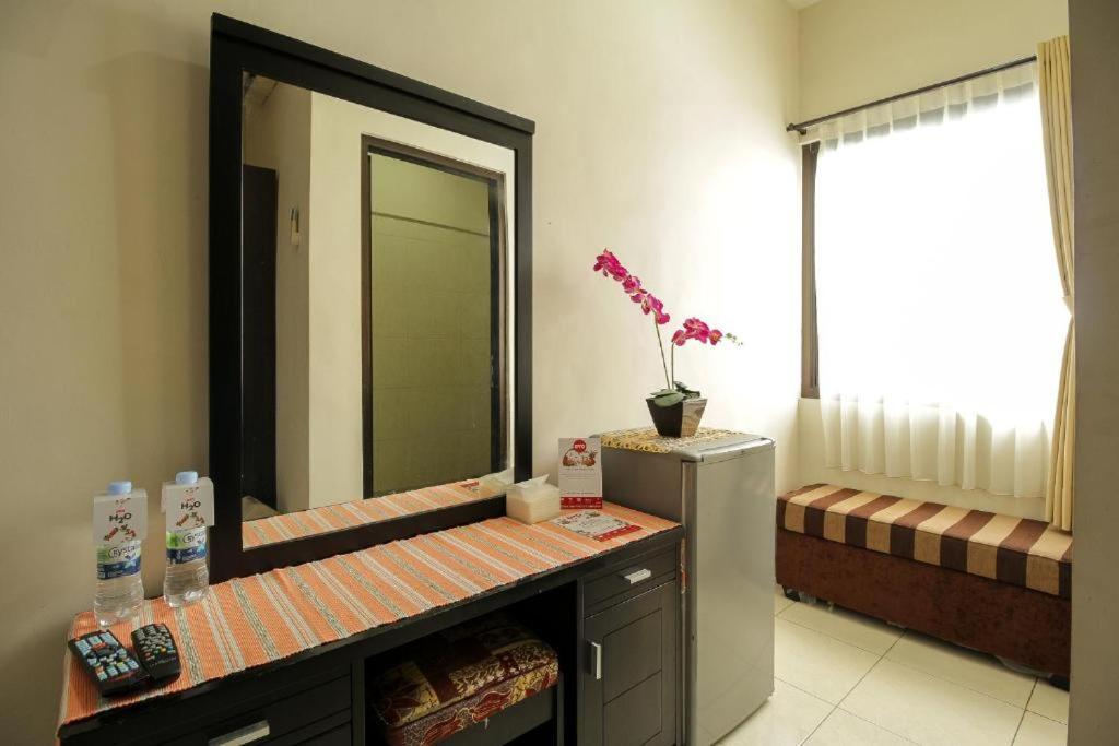 קוטה לומבוק Tuban Torres Accommodation מראה חיצוני תמונה
