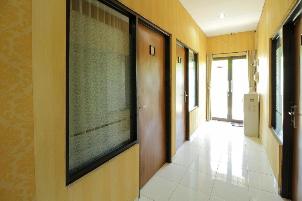 קוטה לומבוק Tuban Torres Accommodation מראה חיצוני תמונה