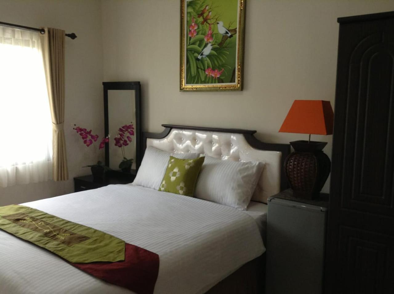 קוטה לומבוק Tuban Torres Accommodation מראה חיצוני תמונה